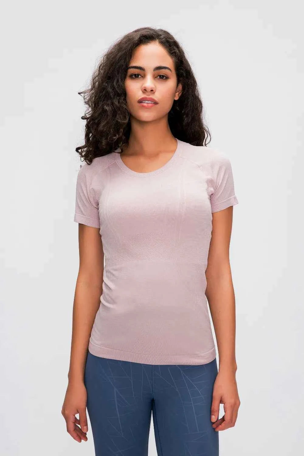Isabela Tee