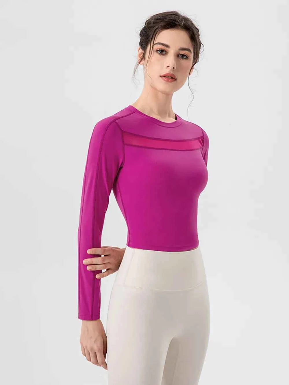 Lira Tee
