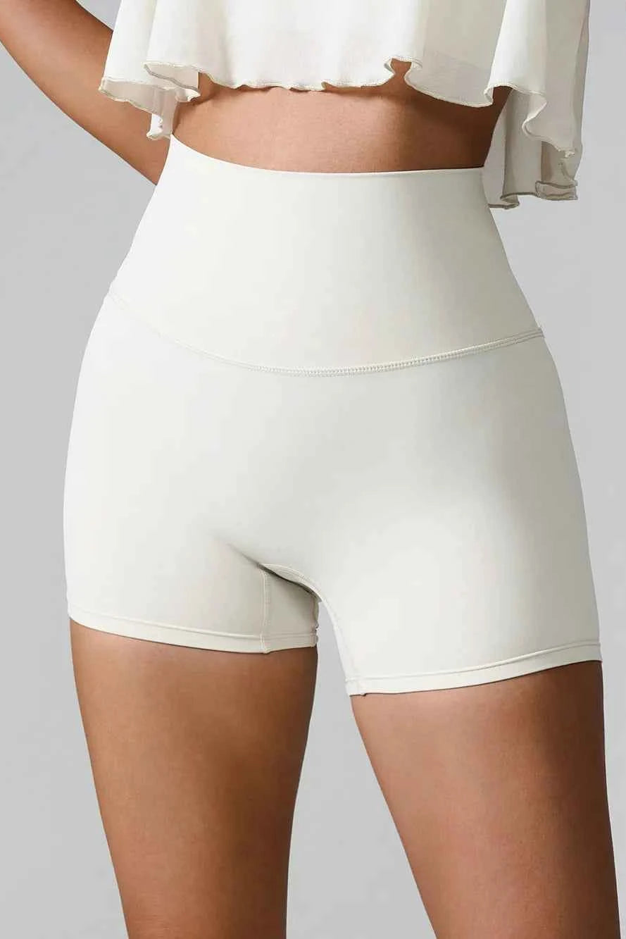 Nahia Shorts