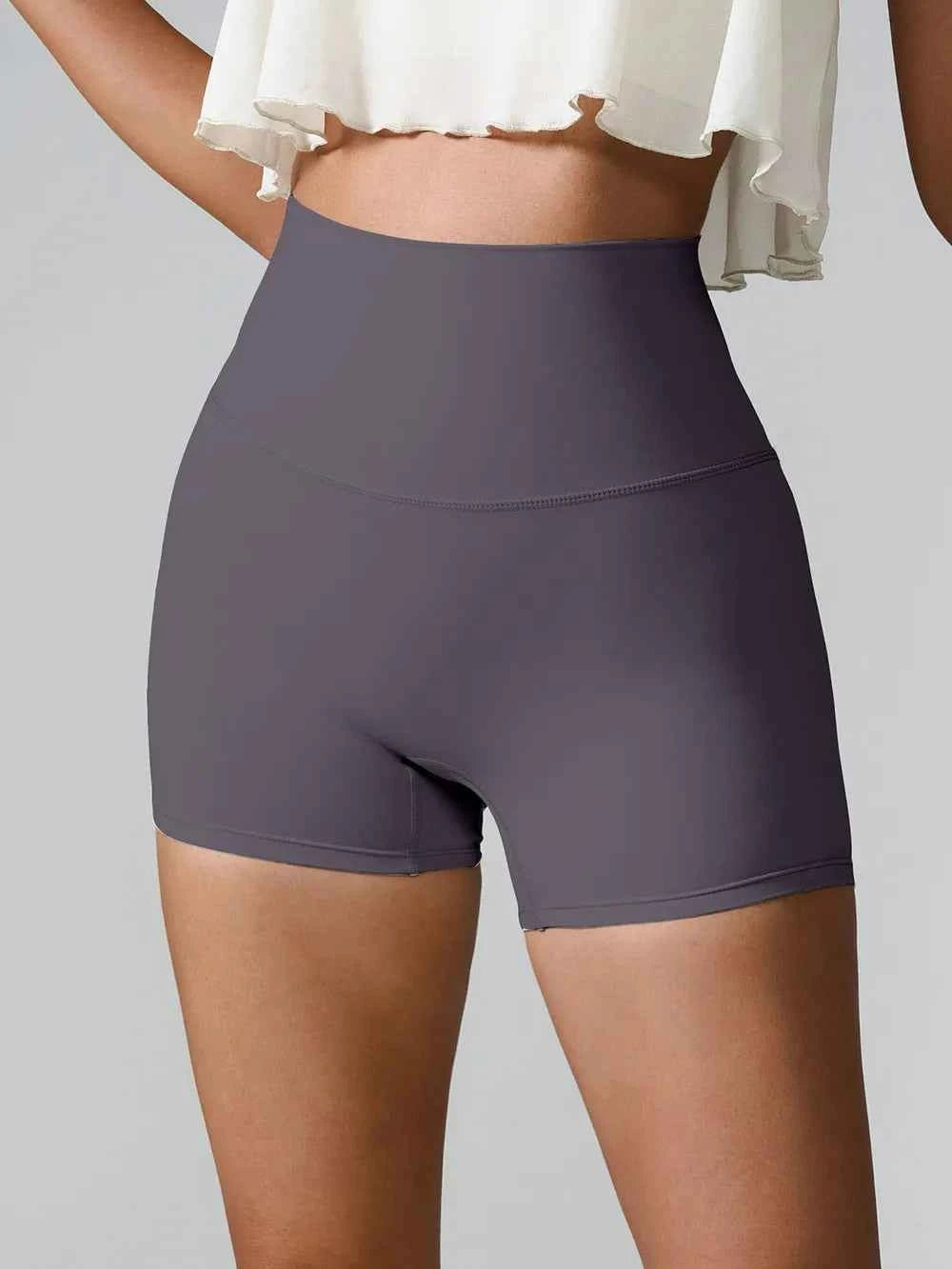 Nahia Shorts
