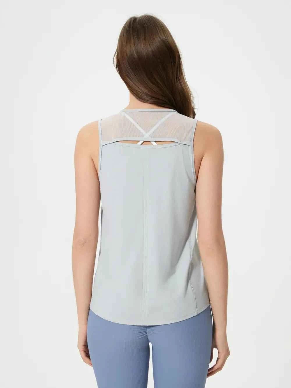 Jimena Tee