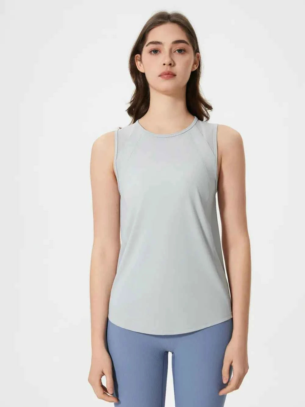 Jimena Tee