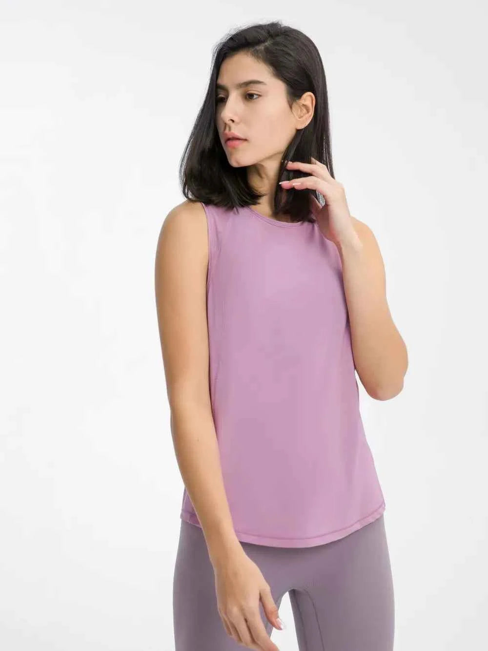 Jimena Tee