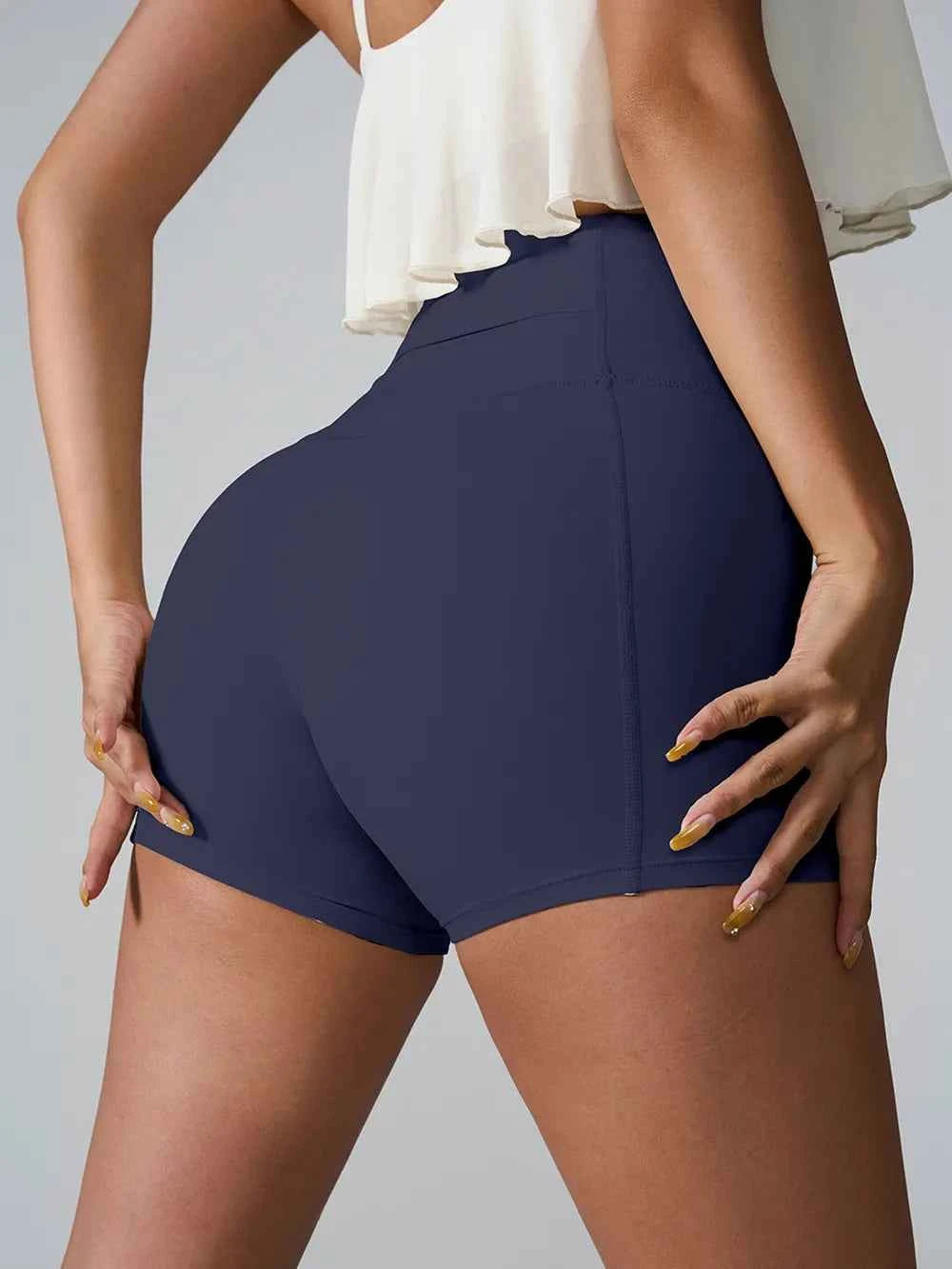 Nahia Shorts
