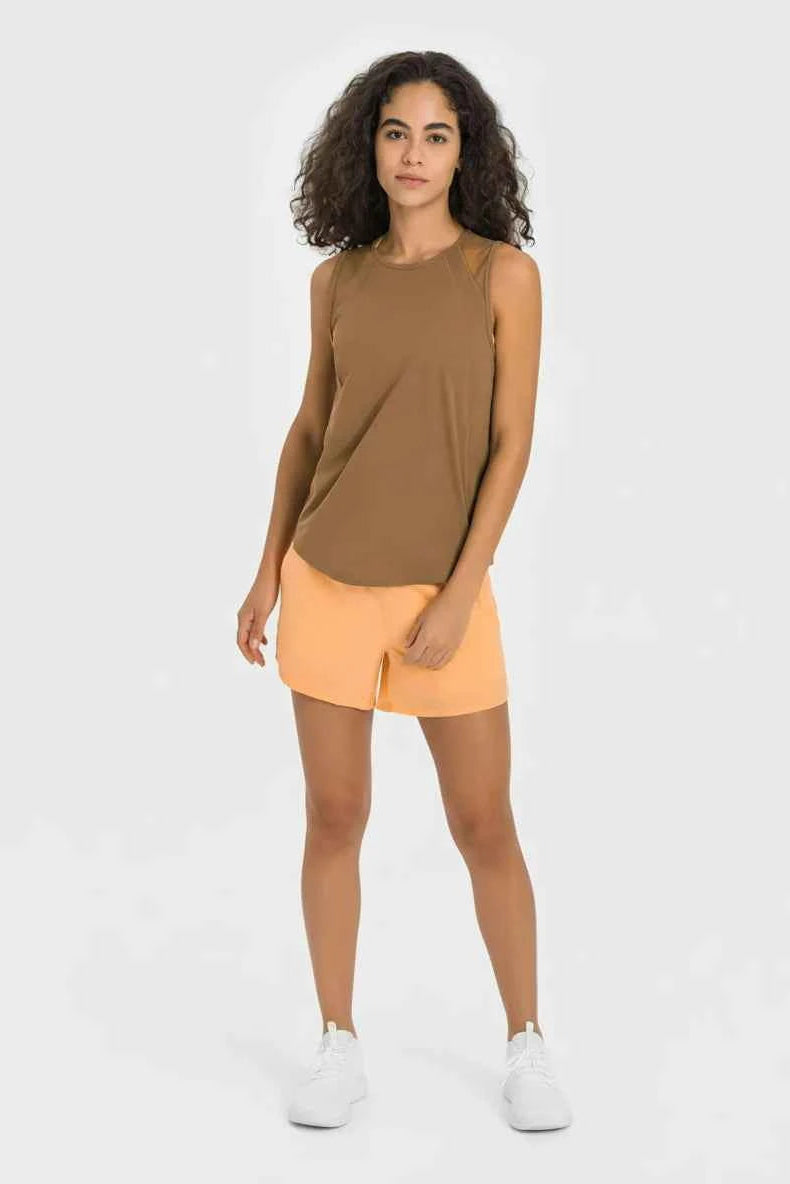 Jimena Tee