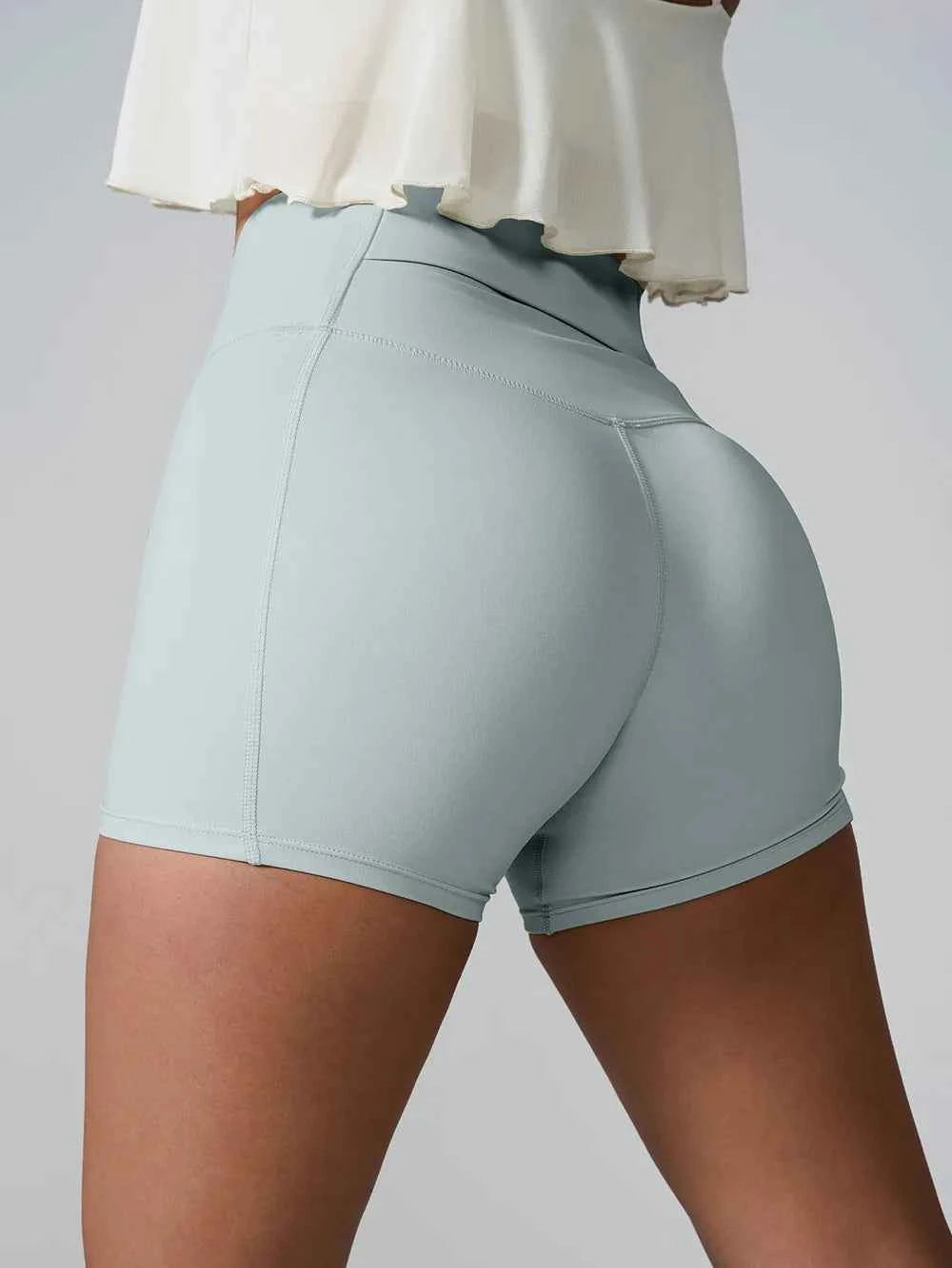 Nahia Shorts