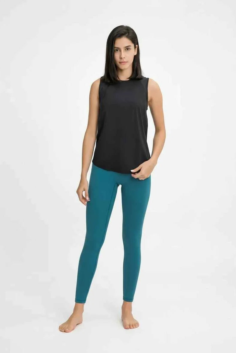Jimena Tee