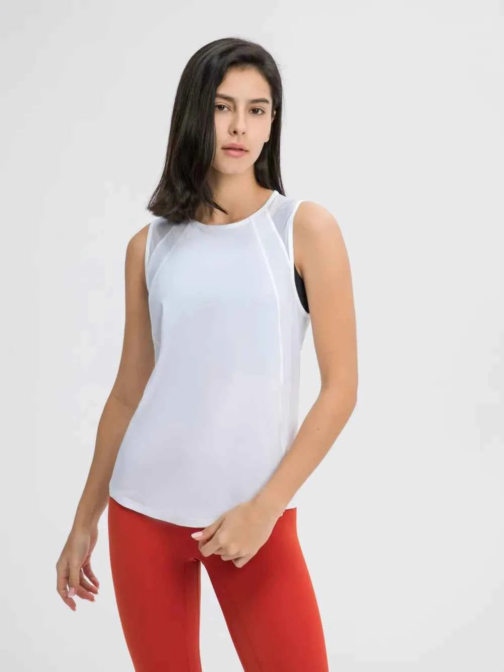 Jimena Tee